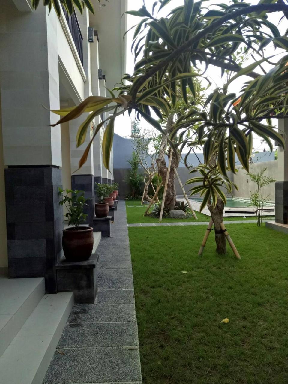 Lotus Bali Guest House Canggu Εξωτερικό φωτογραφία