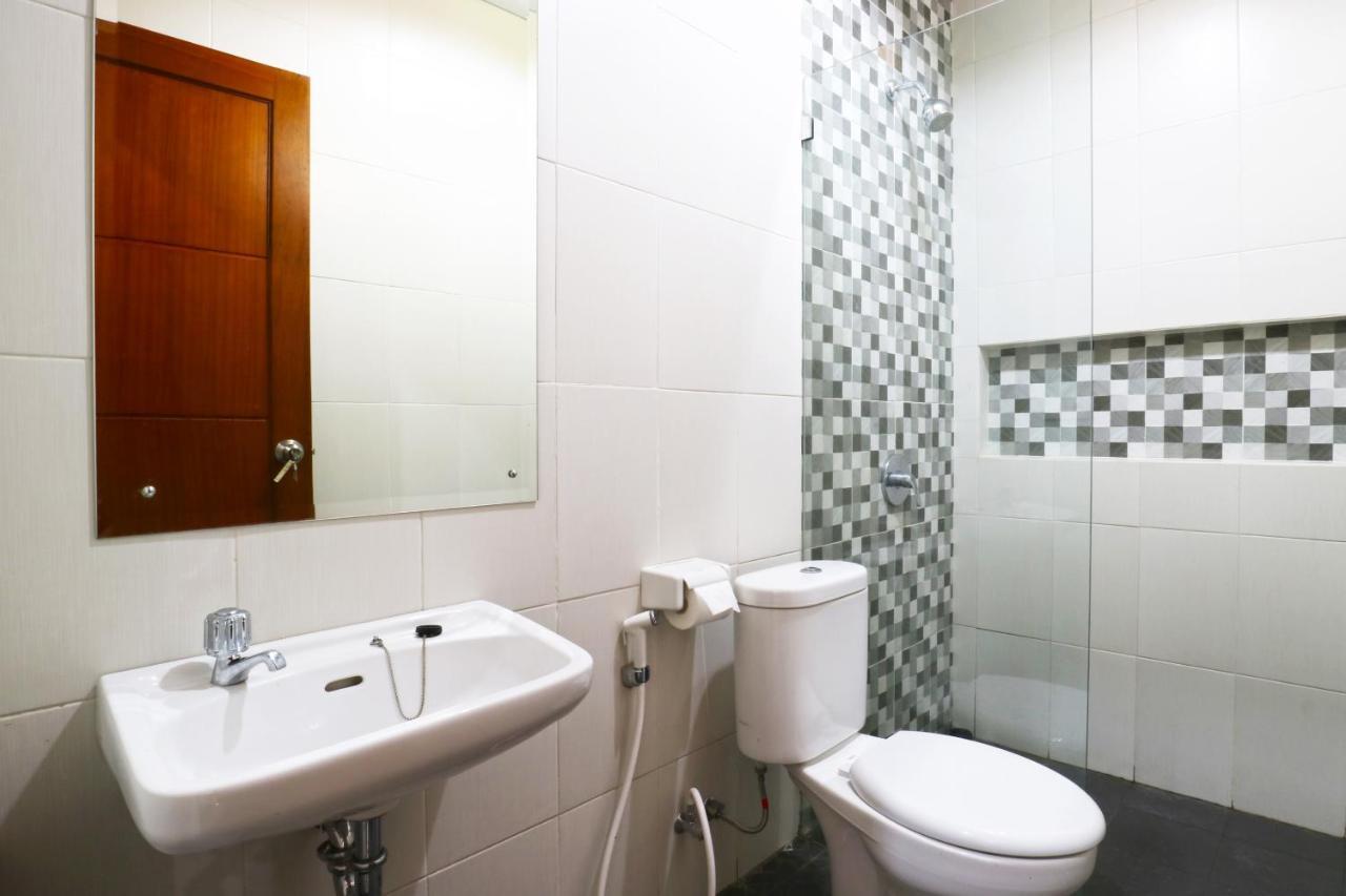 Lotus Bali Guest House Canggu Εξωτερικό φωτογραφία